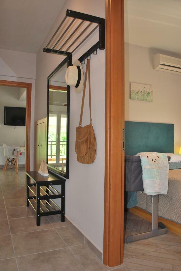 Cornelia Apartment ปาเลออน ซิฟลิคิออน ภายนอก รูปภาพ