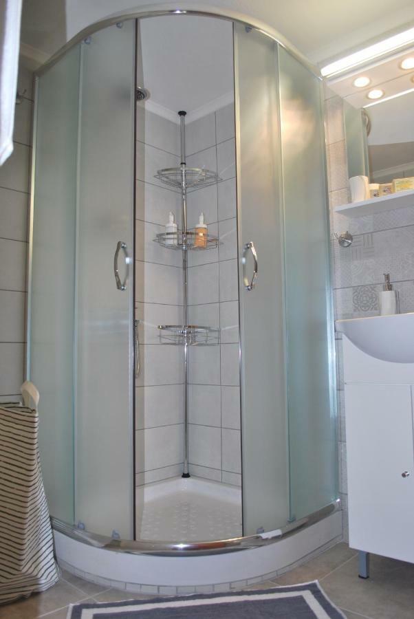 Cornelia Apartment ปาเลออน ซิฟลิคิออน ภายนอก รูปภาพ