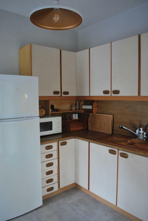 Cornelia Apartment ปาเลออน ซิฟลิคิออน ภายนอก รูปภาพ